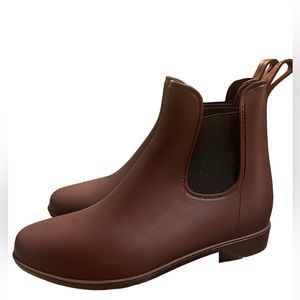 Chelsea Brown Rainboots